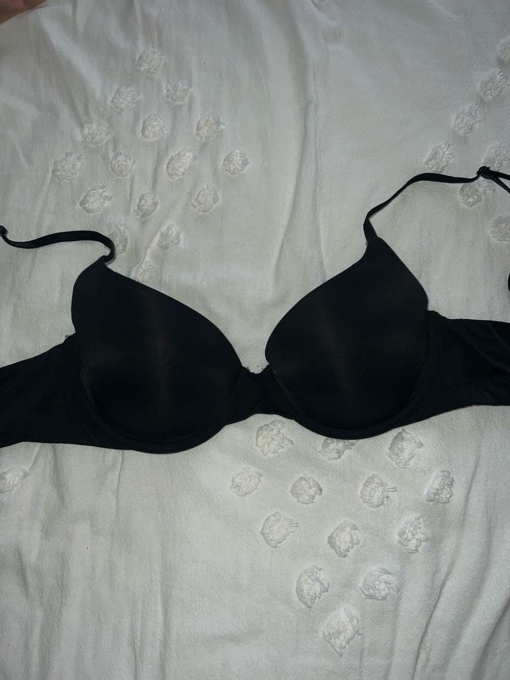 Victoria's Secret Black Molded T-Shirt Bra